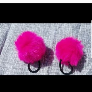 ❌❌SOLD❌❌Puffball Hair ties